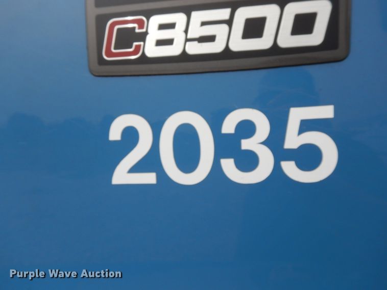 image for item HJ9678 2008 Chevrolet C8500  truck cab and chassis