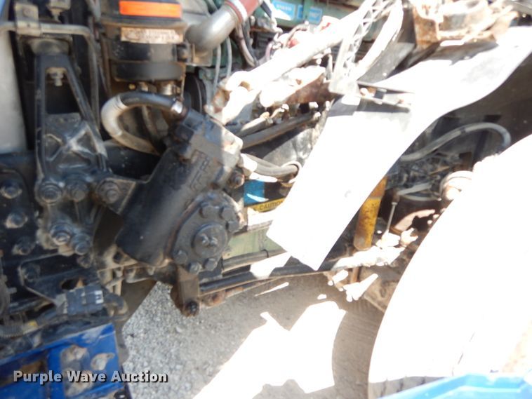 image for item HJ9718 2007 Volvo VN  10th Anniversary Series semi truck