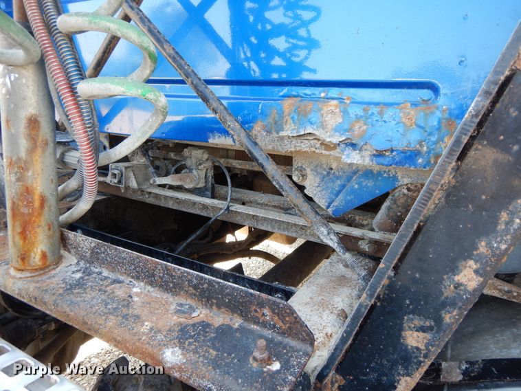 image for item HJ9718 2007 Volvo VN  10th Anniversary Series semi truck