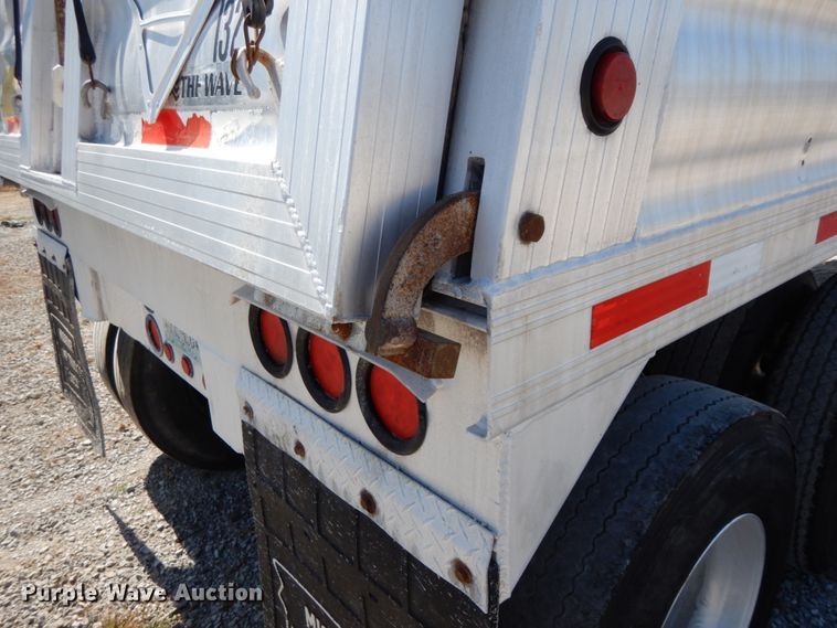 image for item HJ9720 2008 Travis end dump trailer