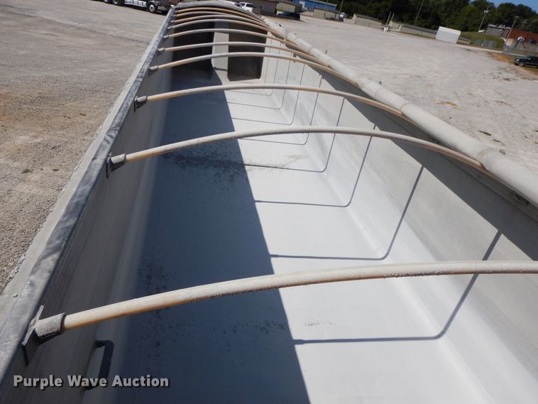 image for item HJ9720 2008 Travis end dump trailer