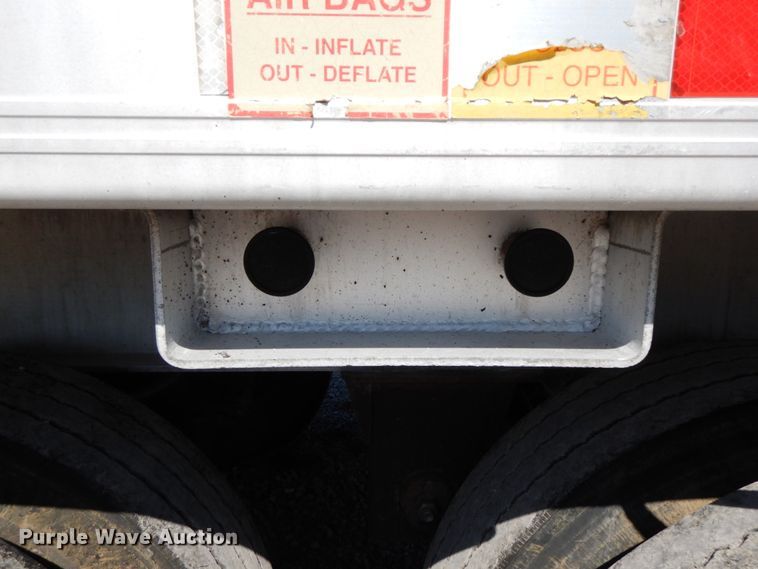 image for item HJ9720 2008 Travis end dump trailer