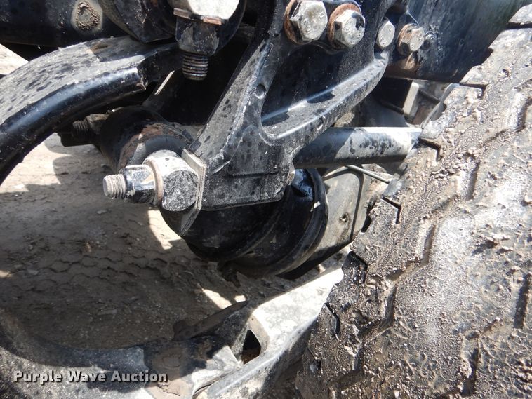 image for item HJ9803 2007 Peterbilt 387  semi truck