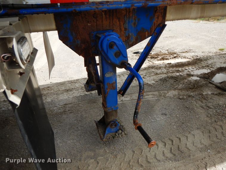 image for item HM9742 2006 Hensley ATL-36-28-8 feed delivery trailer