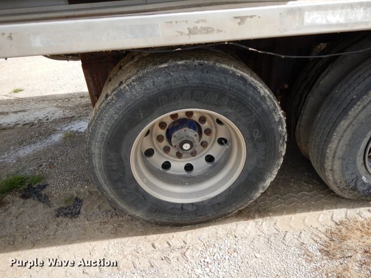 image for item HM9742 2006 Hensley ATL-36-28-8 feed delivery trailer