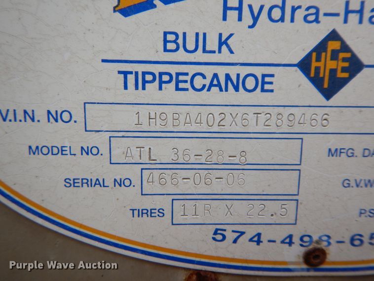 image for item HM9742 2006 Hensley ATL-36-28-8 feed delivery trailer