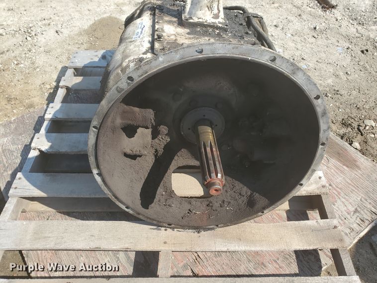 image for item HO9585 Eaton Fuller 15 speed transmission