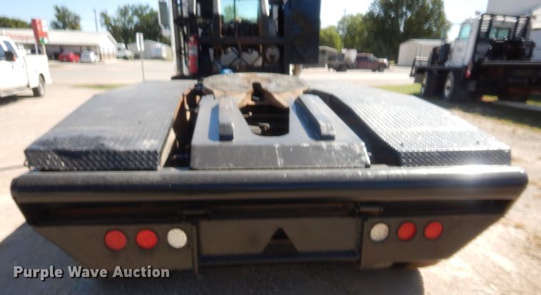 image for item HS9714 2012 Mack GU713  semi truck