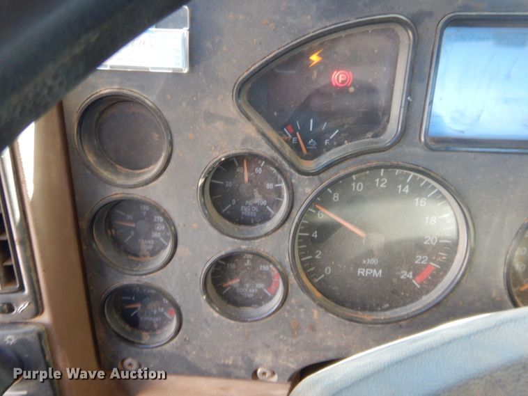 image for item HS9714 2012 Mack GU713  semi truck