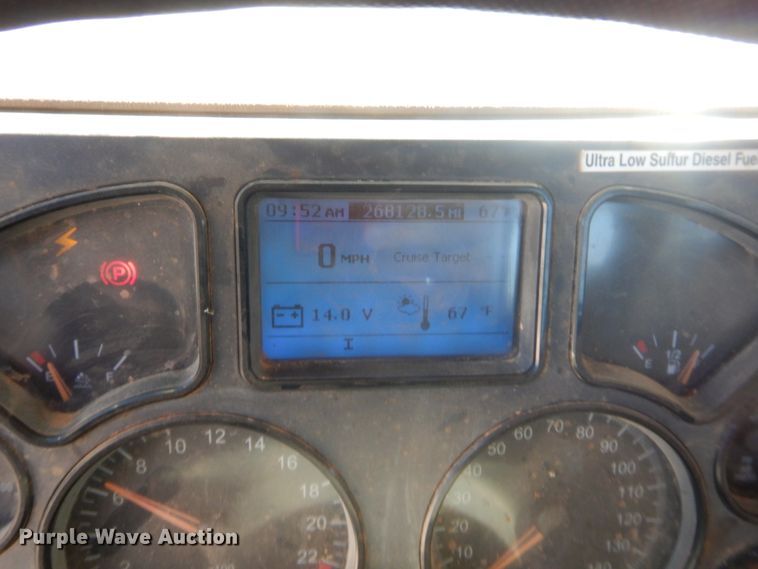 image for item HS9714 2012 Mack GU713  semi truck