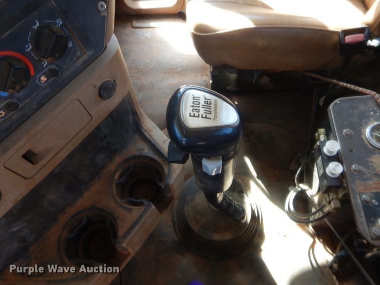 image for item HS9714 2012 Mack GU713  semi truck