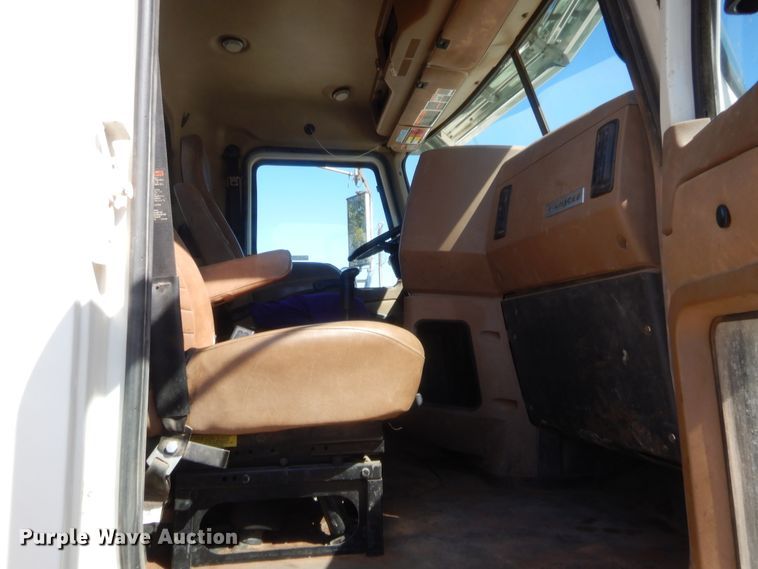 image for item HS9714 2012 Mack GU713  semi truck