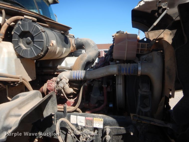 image for item HS9714 2012 Mack GU713  semi truck