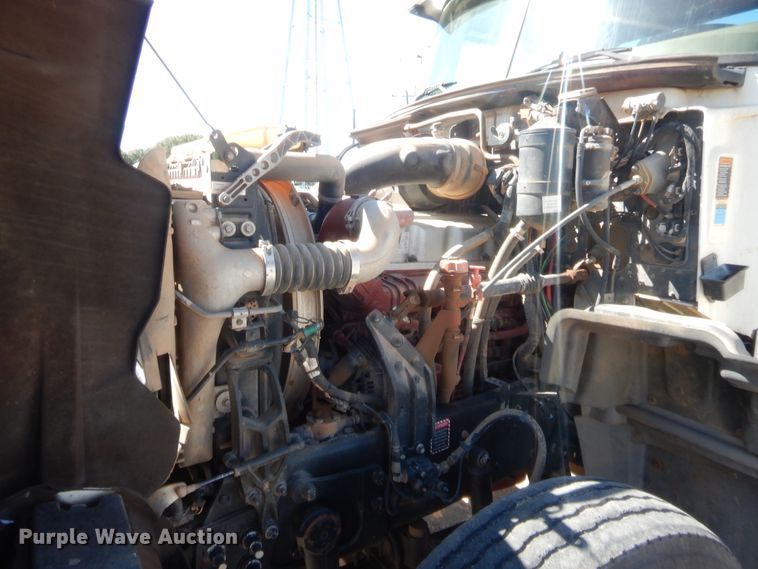 image for item HS9714 2012 Mack GU713  semi truck