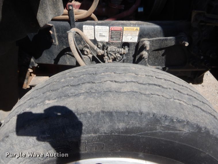 image for item HS9714 2012 Mack GU713  semi truck