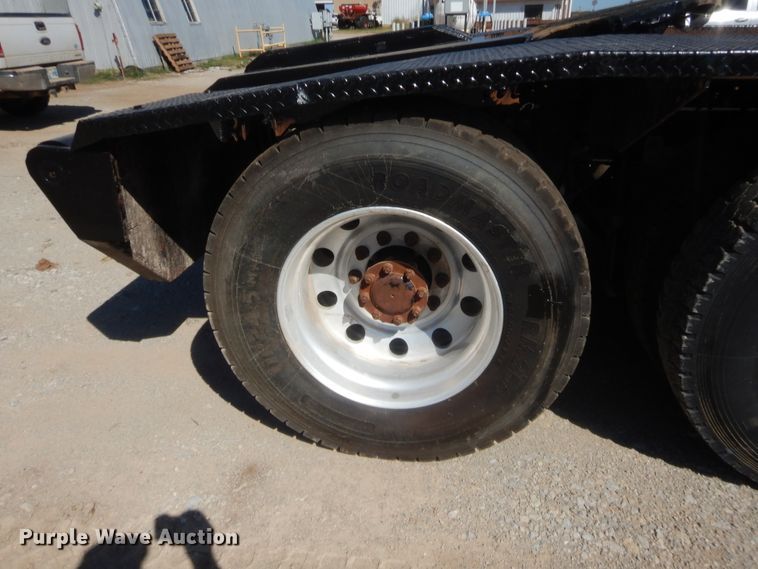 image for item HS9714 2012 Mack GU713  semi truck