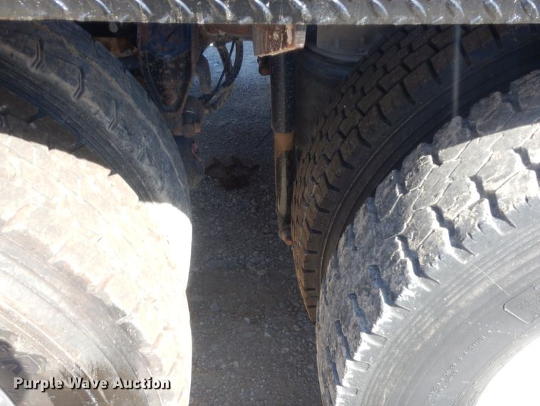 image for item HS9714 2012 Mack GU713  semi truck