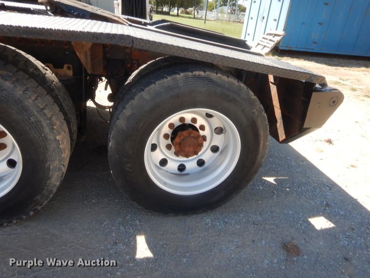 image for item HS9714 2012 Mack GU713  semi truck