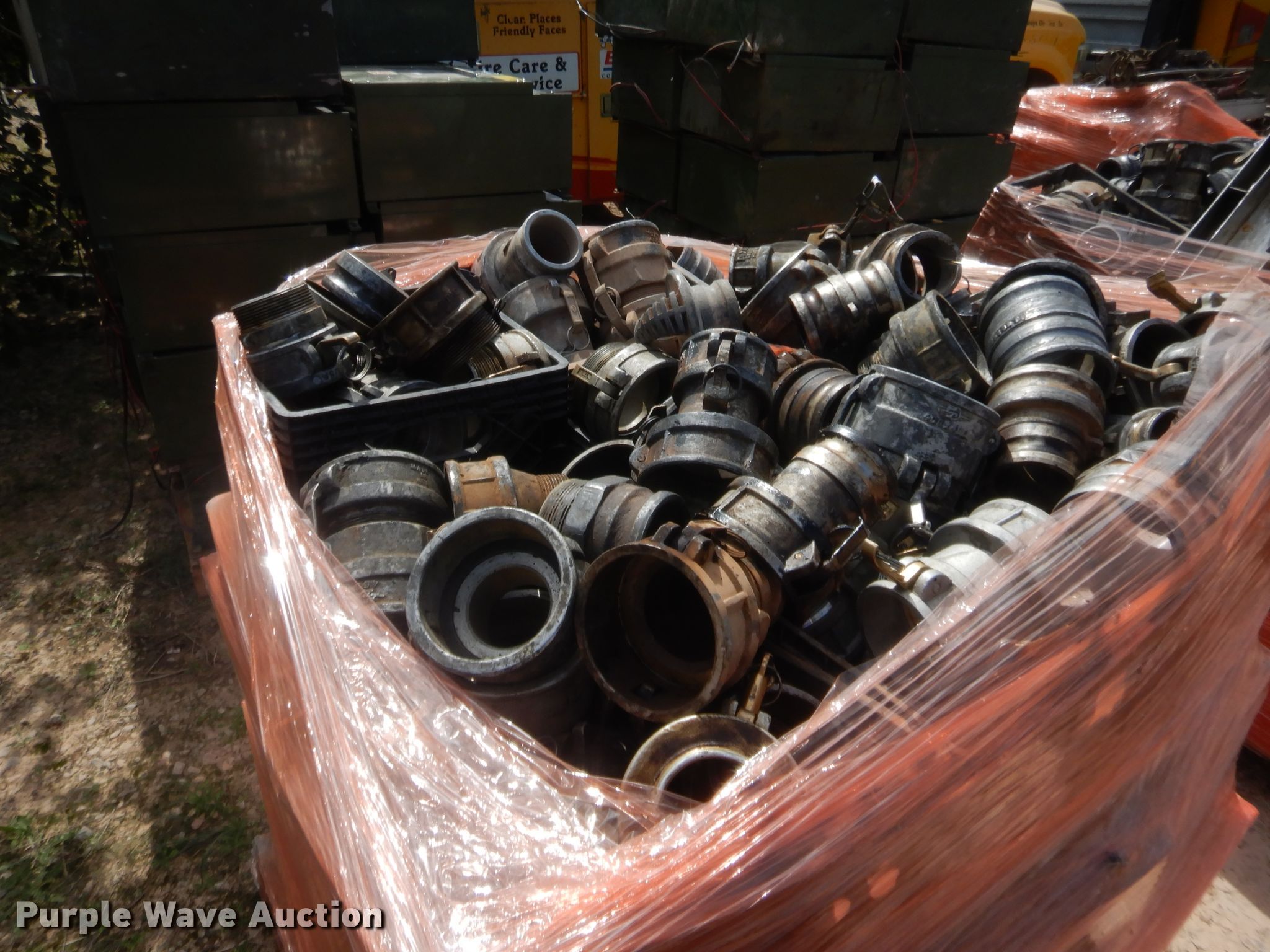 Fuel truck parts in Oklahoma City, OK Item HW9418 sold Purple Wave