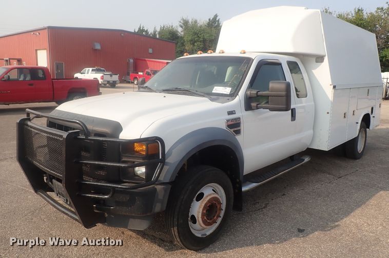 image for item DE0775 2010 Ford F450 Super Duty  SuperCab utility truck