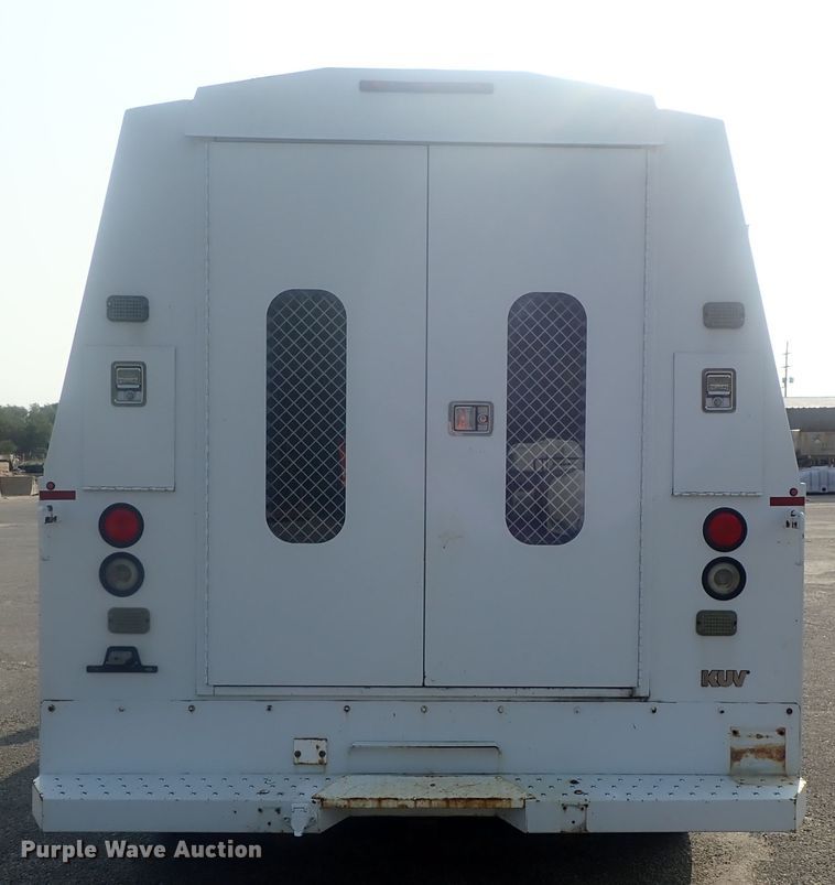 image for item DE0775 2010 Ford F450 Super Duty  SuperCab utility truck