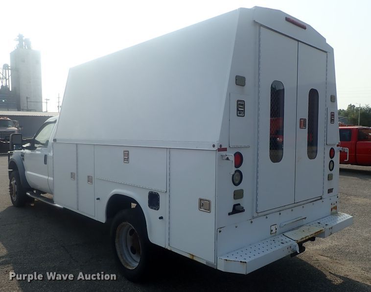 image for item DE0775 2010 Ford F450 Super Duty  SuperCab utility truck