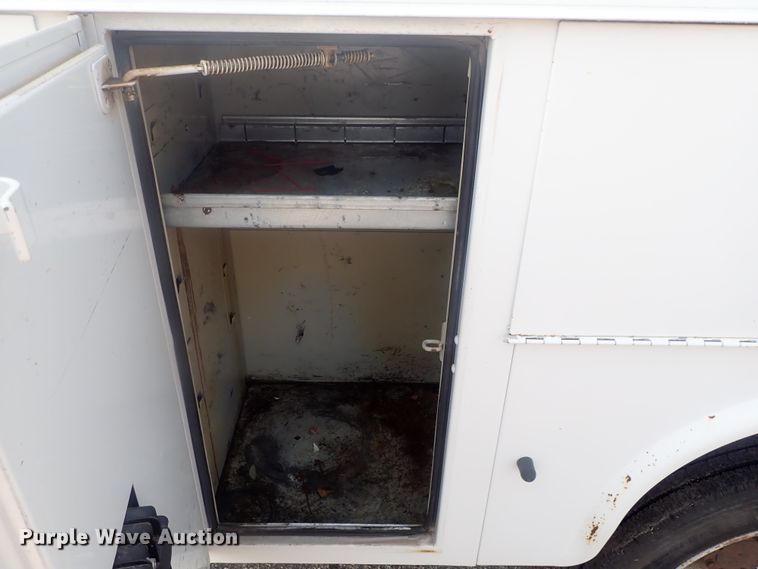 image for item DE0775 2010 Ford F450 Super Duty  SuperCab utility truck