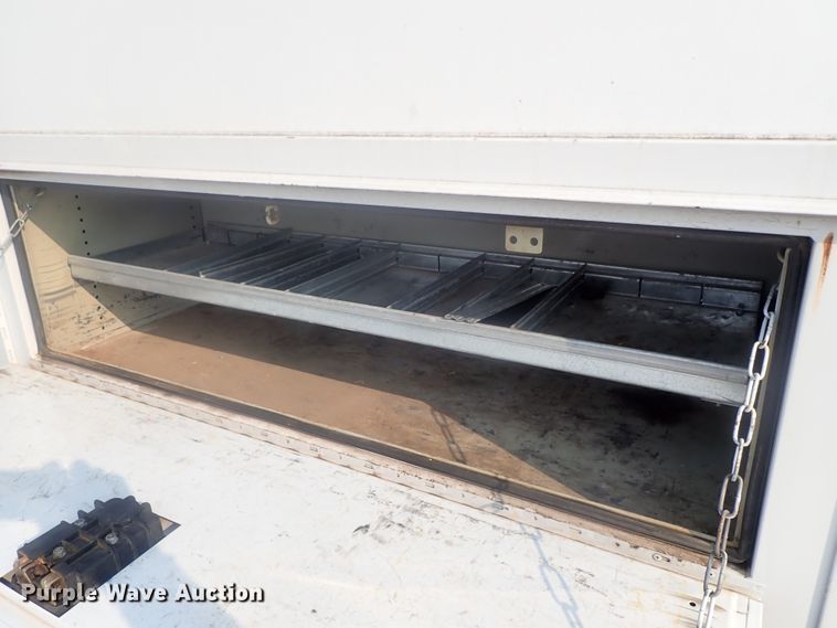 image for item DE0775 2010 Ford F450 Super Duty  SuperCab utility truck