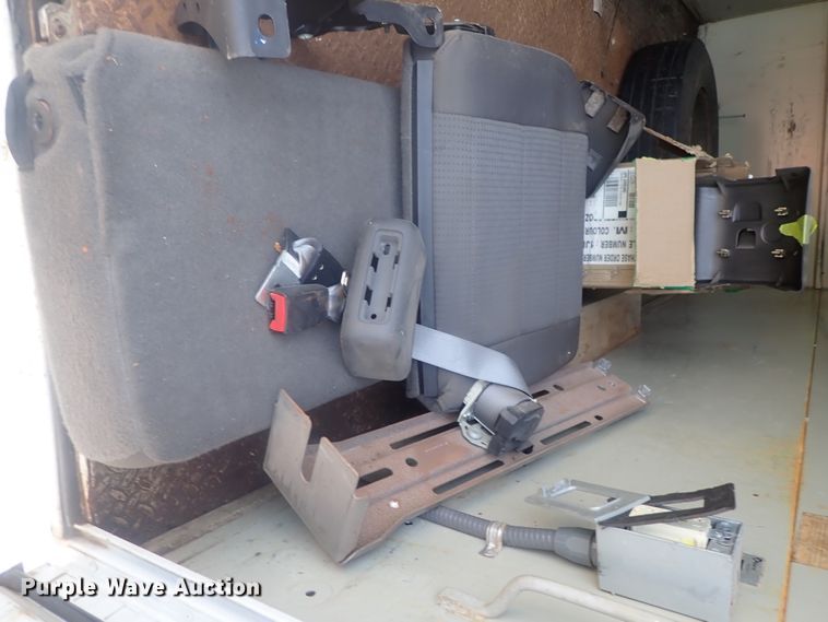 image for item DE0775 2010 Ford F450 Super Duty  SuperCab utility truck