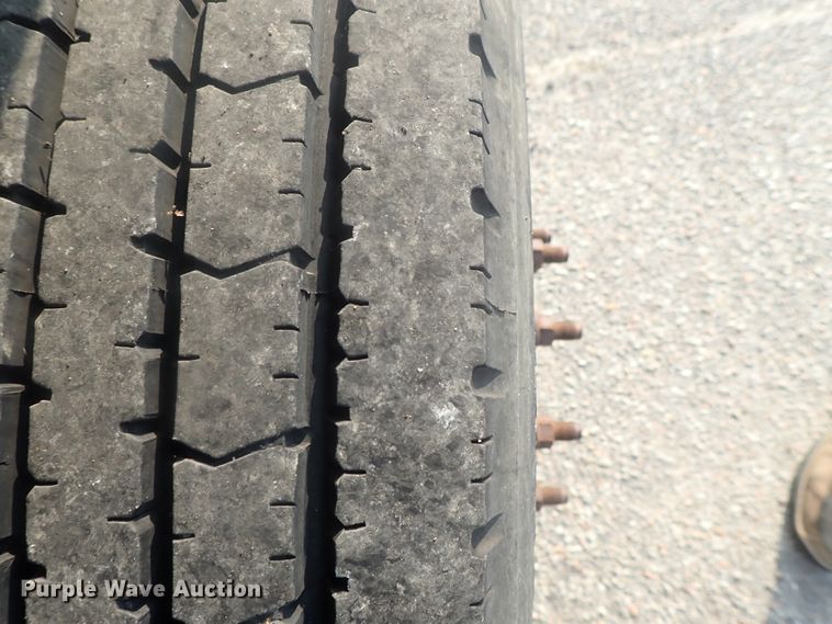 image for item DE0775 2010 Ford F450 Super Duty  SuperCab utility truck