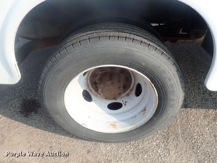 image for item DE0775 2010 Ford F450 Super Duty  SuperCab utility truck