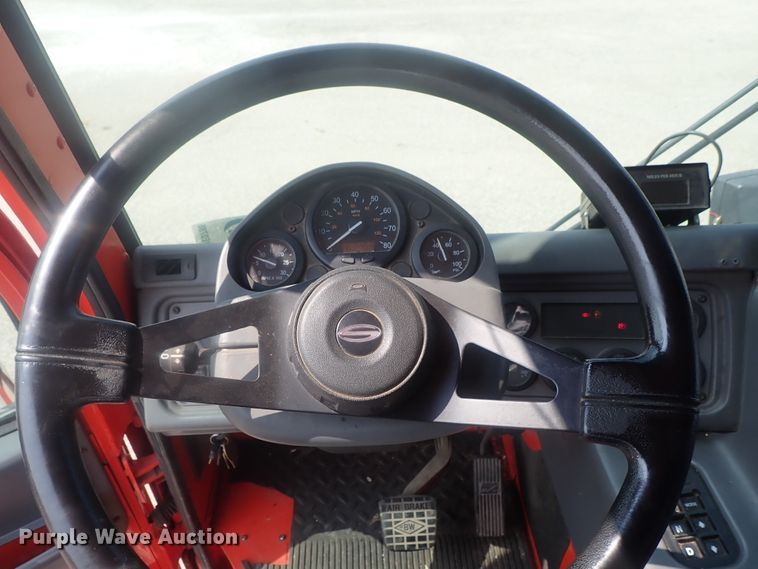 image for item DE0786 2003 Sterling Condor  paint striping truck