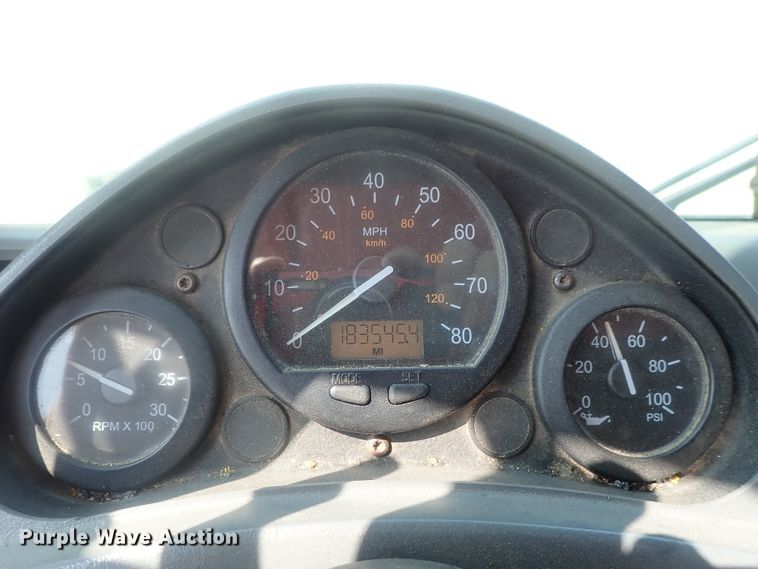 image for item DE0786 2003 Sterling Condor  paint striping truck