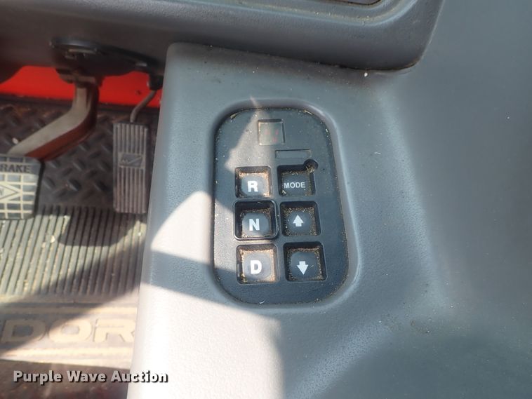 image for item DE0786 2003 Sterling Condor  paint striping truck