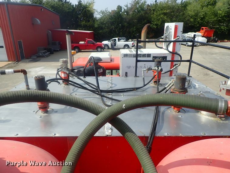 image for item DE0786 2003 Sterling Condor  paint striping truck