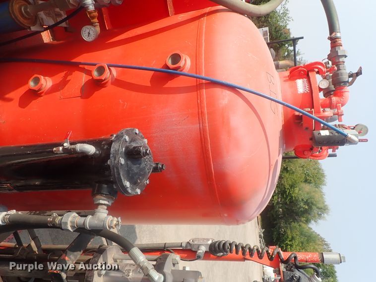 image for item DE0786 2003 Sterling Condor  paint striping truck