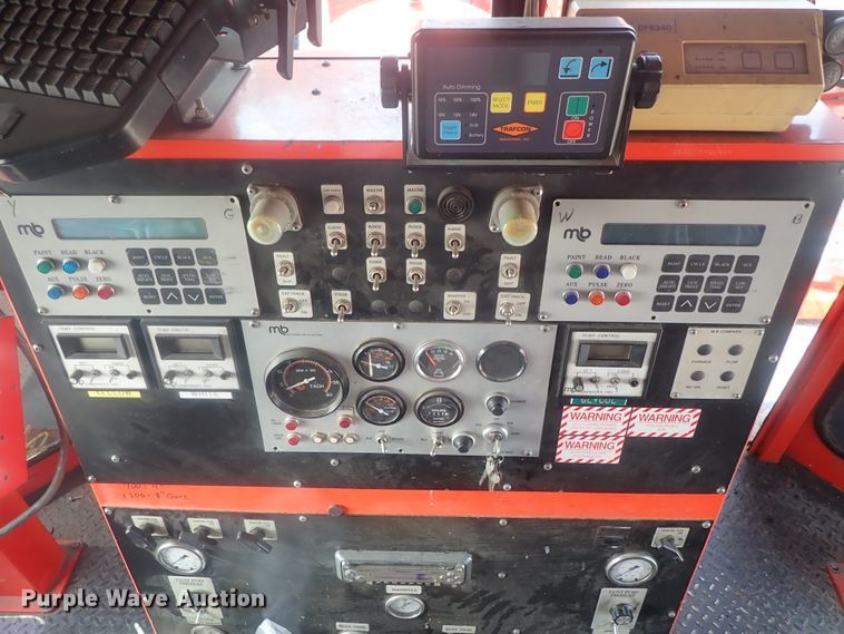 image for item DE0786 2003 Sterling Condor  paint striping truck