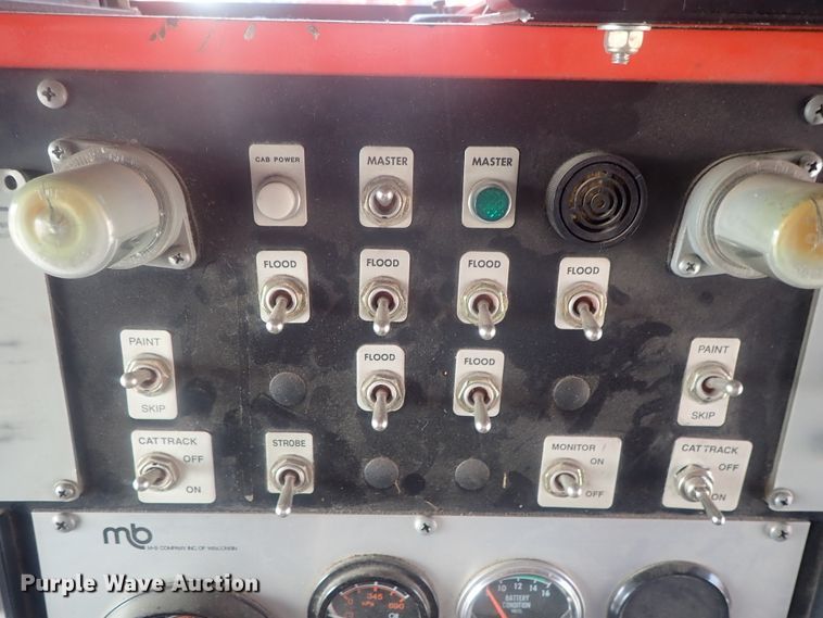 image for item DE0786 2003 Sterling Condor  paint striping truck