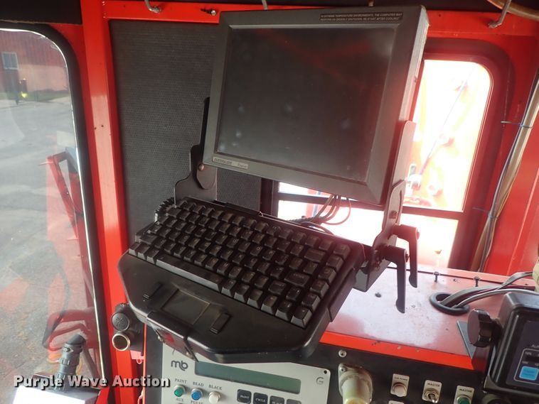 image for item DE0786 2003 Sterling Condor  paint striping truck