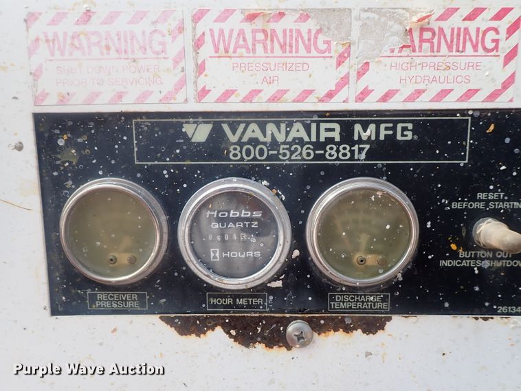 image for item DE0786 2003 Sterling Condor  paint striping truck