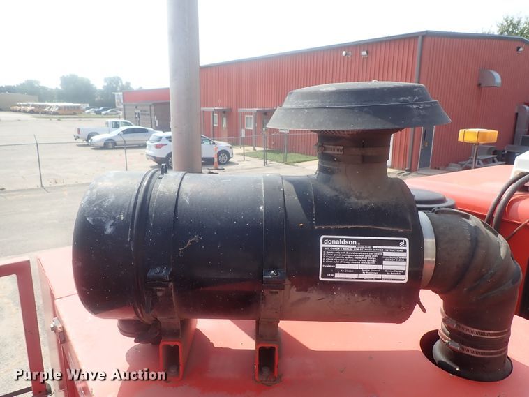 image for item DE0786 2003 Sterling Condor  paint striping truck