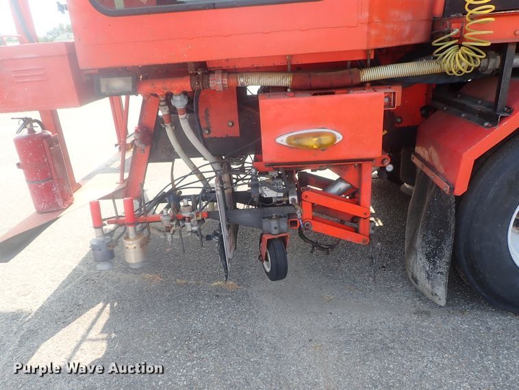 image for item DE0786 2003 Sterling Condor  paint striping truck