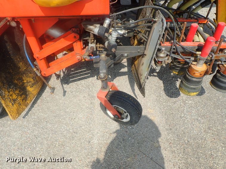 image for item DE0786 2003 Sterling Condor  paint striping truck