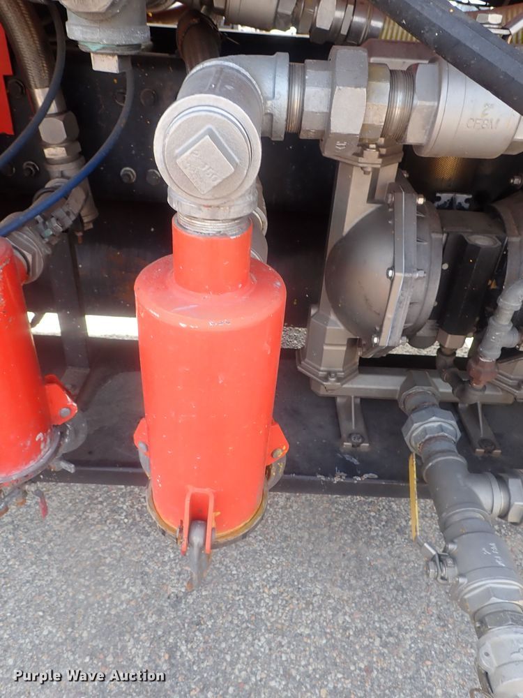 image for item DE0786 2003 Sterling Condor  paint striping truck