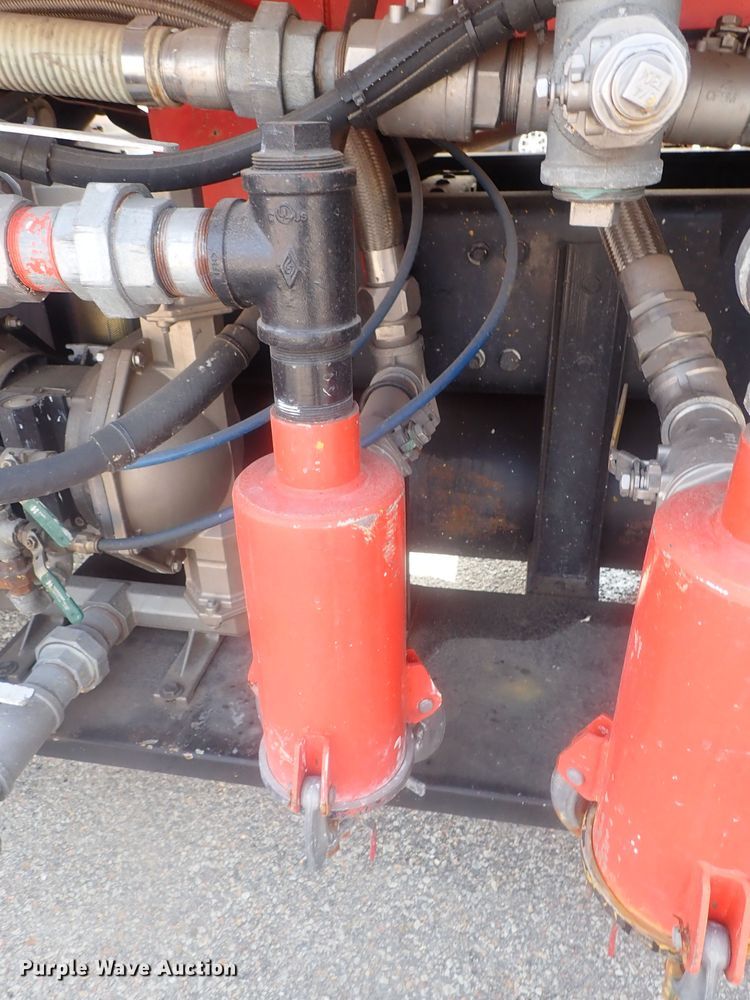 image for item DE0786 2003 Sterling Condor  paint striping truck