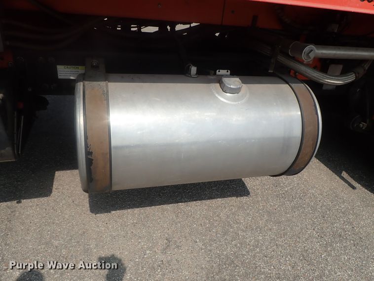 image for item DE0786 2003 Sterling Condor  paint striping truck