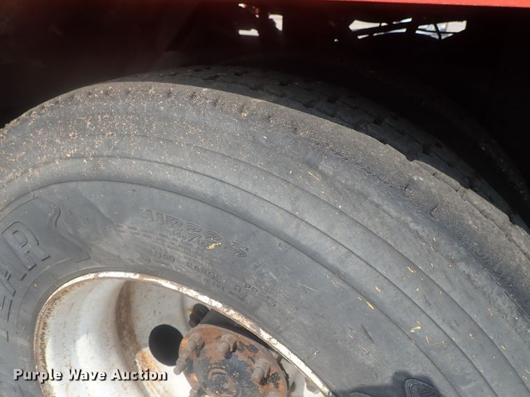 image for item DE0786 2003 Sterling Condor  paint striping truck