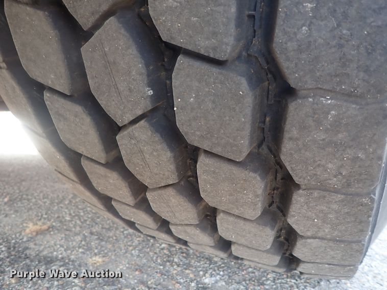 image for item DE0786 2003 Sterling Condor  paint striping truck