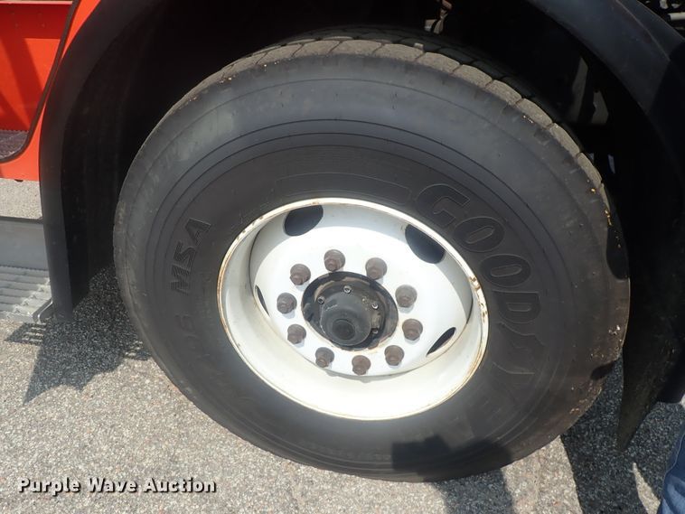 image for item DE0786 2003 Sterling Condor  paint striping truck