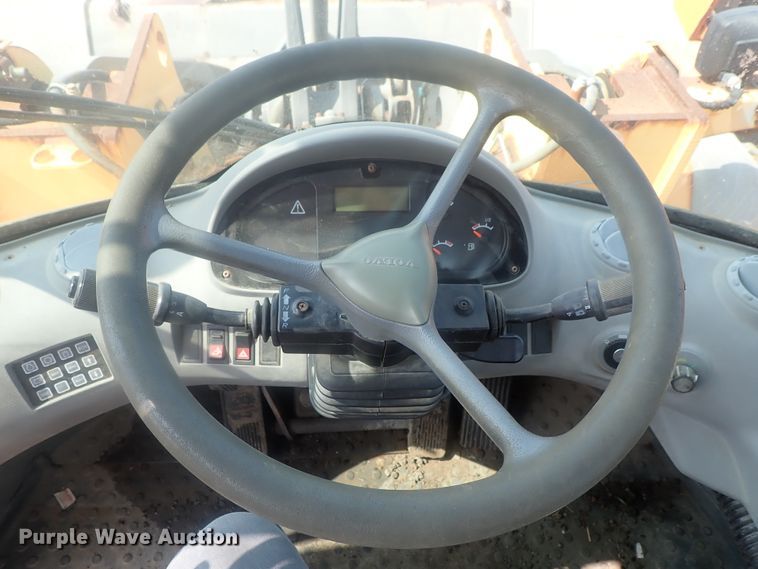 image for item DE0788 2004 Volvo L110E  wheel loader